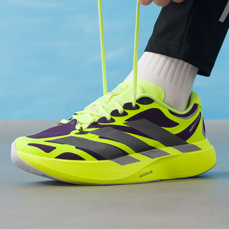 Chaussures pour hommes Adidas, - Lightweight Road Running Shoes avis et prix